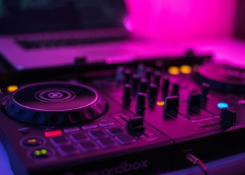 closeup photo of DJ mixer